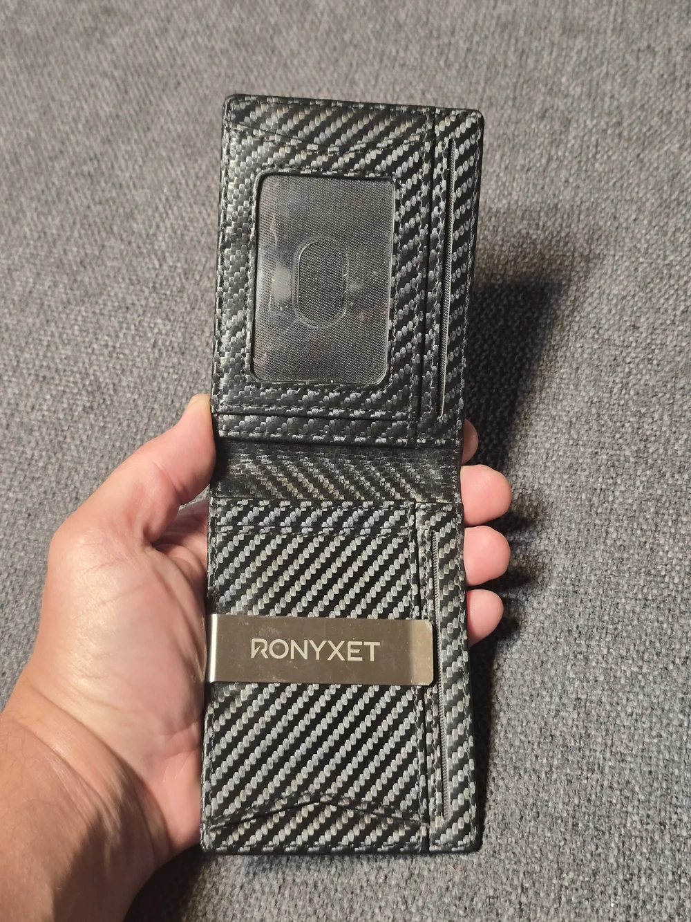 Ronyxet Black Carbon-Texture Slim Card / Wallet With Money Clip